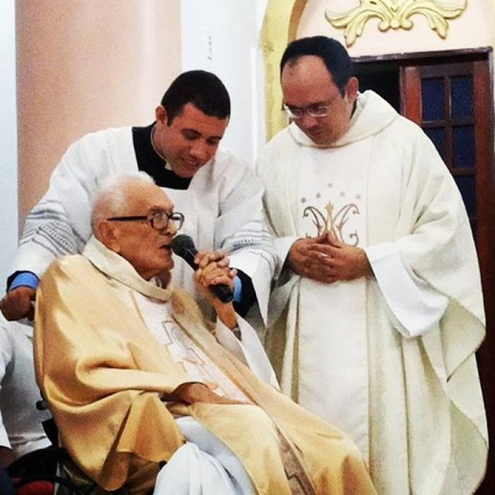 Padre brasileiro faz 70 anos de sacerdócio e é testemunho de zelo pela salvação das almas