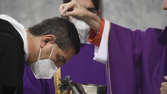 O Papa: Deus nos conceda a paz que os homens sozinhos não conseguem construir