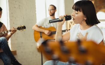 A missão do músico católico por Padre Joãozinho